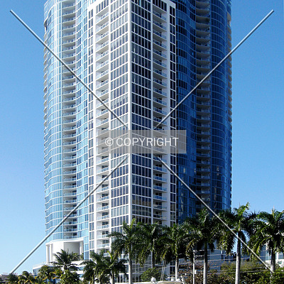 Las Olas River House by Jorge Molina