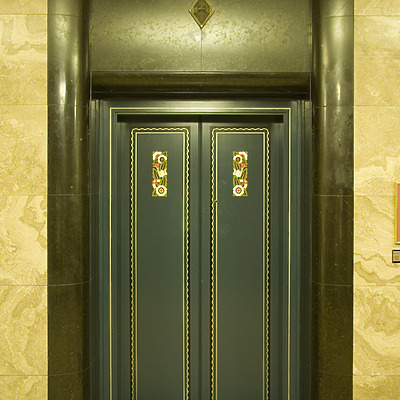 Fairmont Hotel Vancouver by Pavel Toczynski