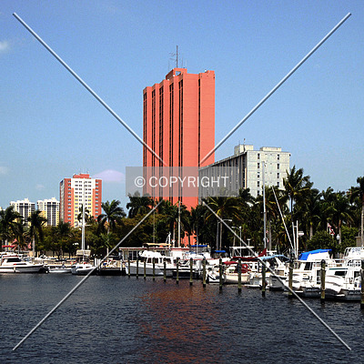 Campo Felice by Jorge Molina