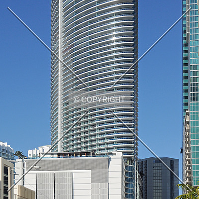 Epic Residences & Hotel by Jorge Molina