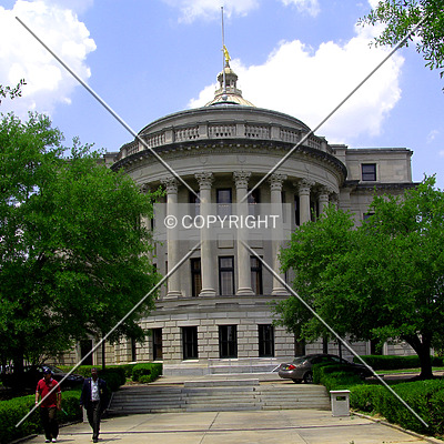 Mississippi State Capitol by Chris Patriarca