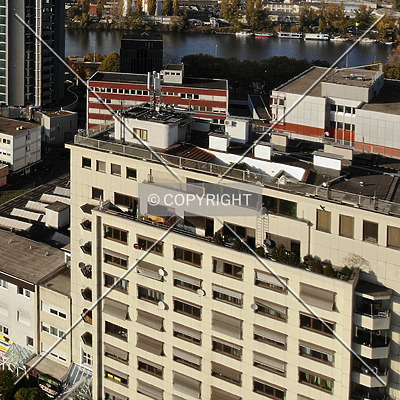 Strahlenberger Straße 123 by Nephilim