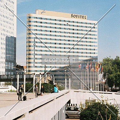 Hôtel Pullman Paris La Défense by Nephilim