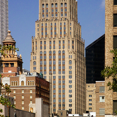 JPMorgan Chase Building by Daniel Kieckhefer