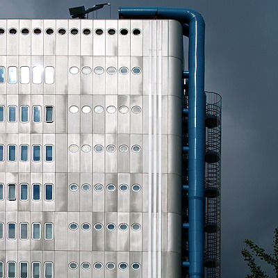 Principe de Vergara 187 by Cesar Serrano