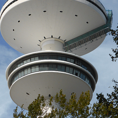 Heinrich-Hertz-Turm by Der Hamburger