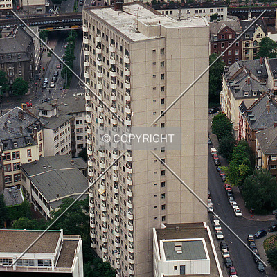 Hainer Weg 24 by Nephilim