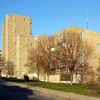 Riverview 1 - 70 Hawthorne Avenue by John Cahill