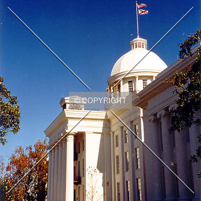 Alabama State Capitol by Chris Patriarca