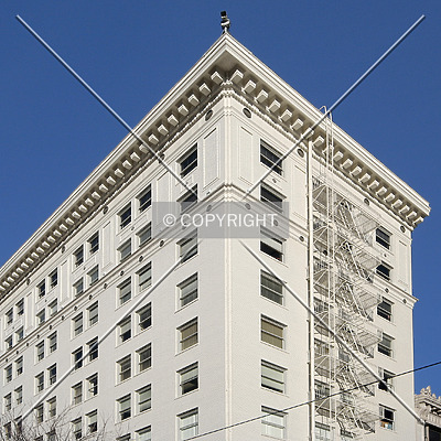 Pioneer Park Building by Serdica