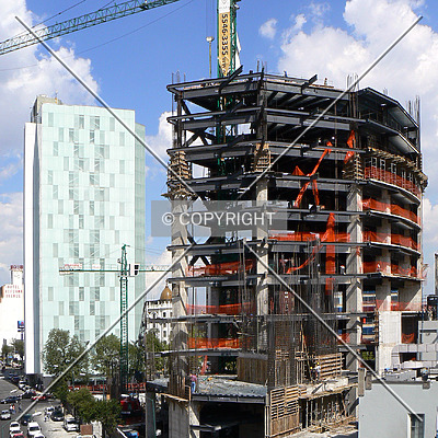 Plaza Residences by Luis Ibáñez