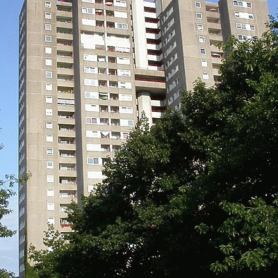 Joachim-Gottschalk-Weg 1 by Cesar Serrano