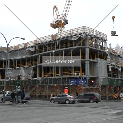 Le V by Florian Barbier