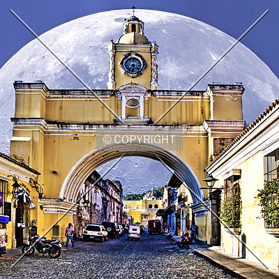 Arch of Santa Catalina by Jorge Molina