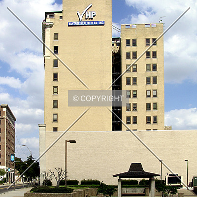 Vantage ONB Tower by Chris Patriarca