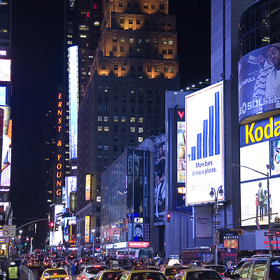 Paramount Building by Pavel Toczynski