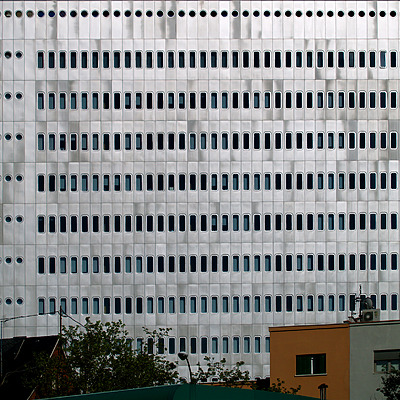 Principe de Vergara 187 by Cesar Serrano