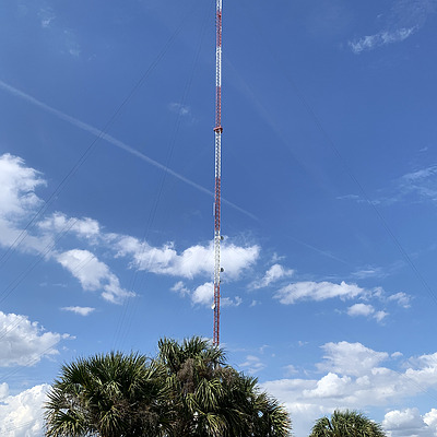WAPE-FM Transmission Tower by CC BY-SA 4.0/ LittleT889
