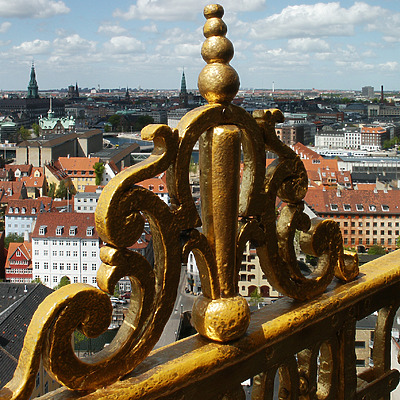 Vor Frelsers Kirke by Daniel Kieckhefer