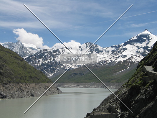 Hérémence by Emmanuel D.