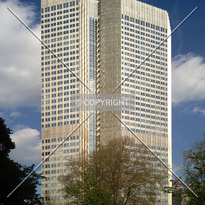 Bankgebäude BfG by Nephilim