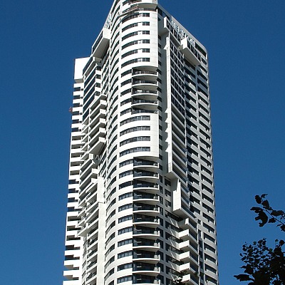 Meriton Tower by John Bek