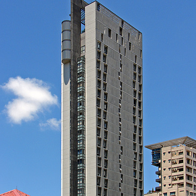 1 Moulmein Rise by Horst Kiechle
