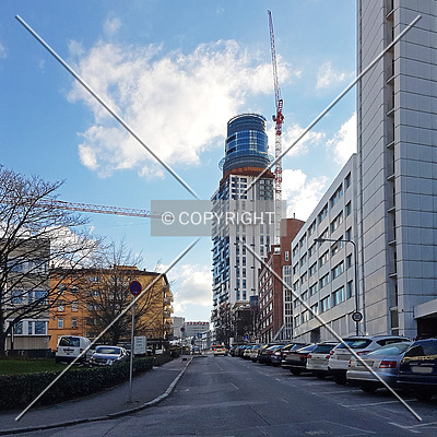 Henninger-Turm by Nephilim