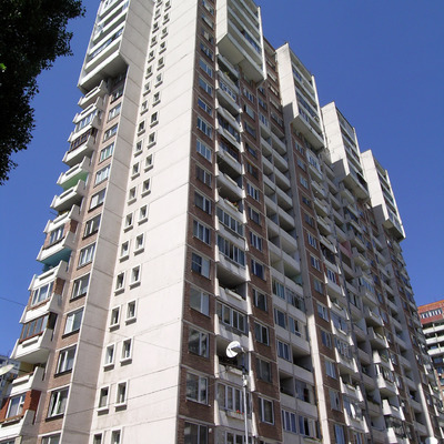 Zona B-5, Block 10 by Kaloian