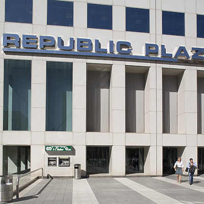 Republic Plaza by Pavel Toczynski