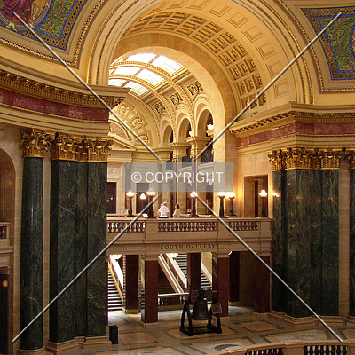 Wisconsin State Capitol by Chris Patriarca