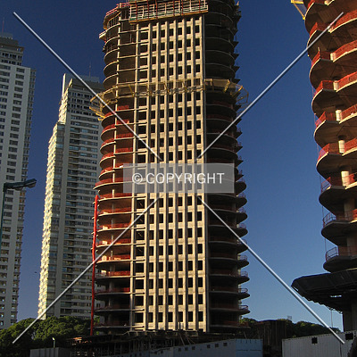 Mulieris torre Norte by Maximiliano Buono