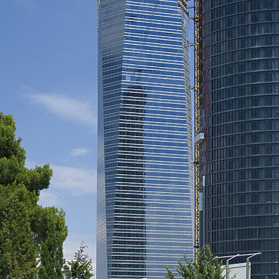 Torre de Cristal by Cesar Serrano