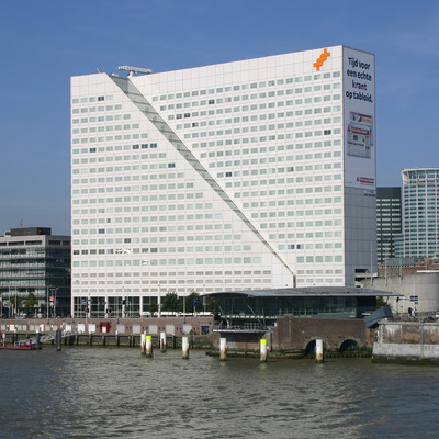 Willemswerf by Michiel van Dijk