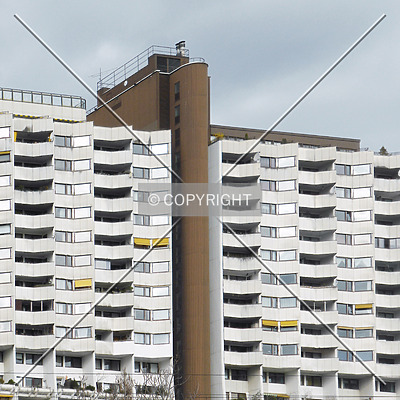 Wohnpark Alterlaa - Block A5-A8 by Nephilim