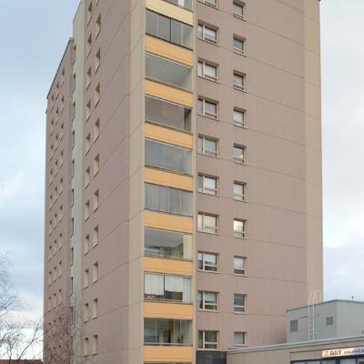 Opiskelijankatu 5 by Huopa