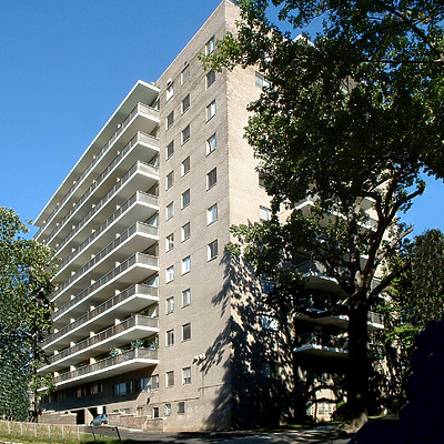 Highview House by John Cahill