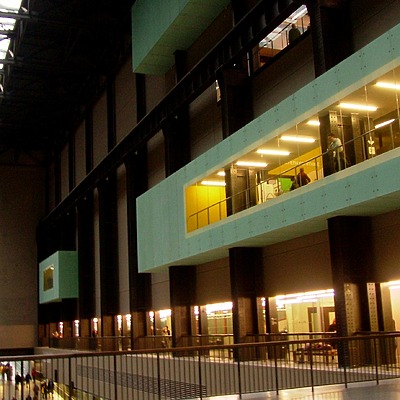 Tate Modern by Pedro Marcelino