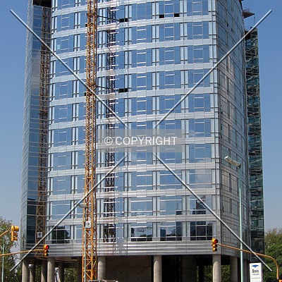 Torre Repsol YPF by Maximiliano Buono