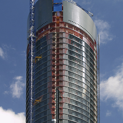 Torre Sacyr Vallehermoso by Cesar Serrano
