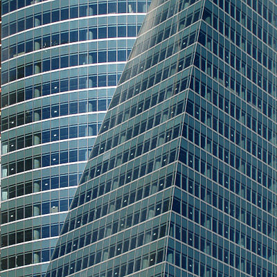 Torre Espacio by Cesar Serrano