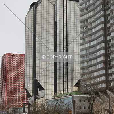 Tour Cristal by Florian Barbier