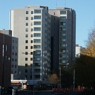 Opiskelijankatu 5 by Huopa