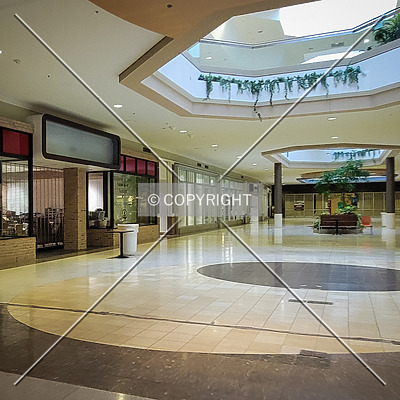 Chesterfield Mall by Ryan Hildebrand