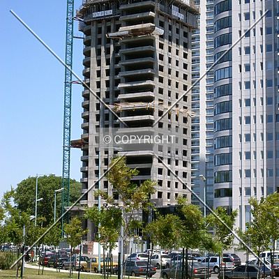 Torre Renoir 2 by Maximiliano Buono