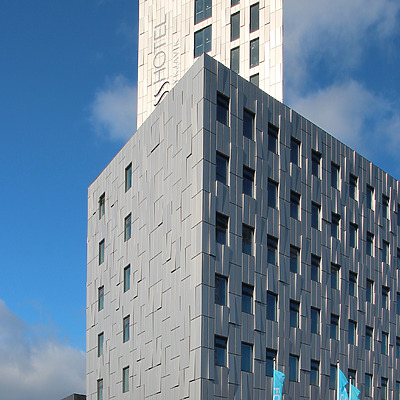 Fosshotel Reykjavík by Kjetil Balog