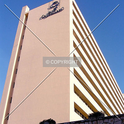 El Castellano Hotel & Club by Luis Ibáñez