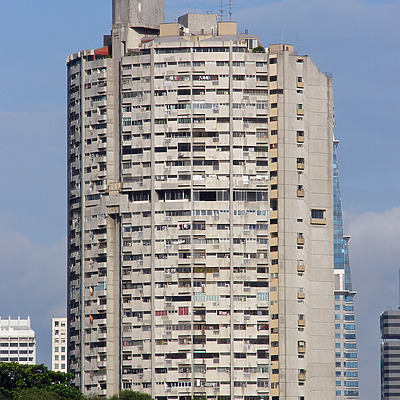 Pearl Bank Apartments by Horst Kiechle