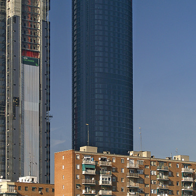 Torre Sacyr Vallehermoso by Cesar Serrano