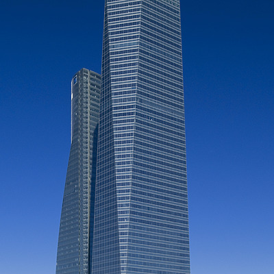 Torre de Cristal by Cesar Serrano